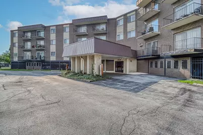 9840 S Pulaski Road #305, Oak Lawn, IL 60453 - Photo 1