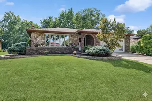 2417 Green Valley Rd, Darien, IL 60561 - Photo 1