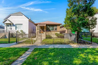 5338 W Kinzie Street, Chicago, IL 60644 - Photo 1