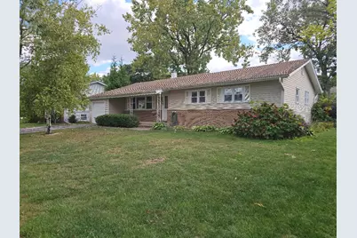 1133 E Sayles Drive, Palatine, IL 60074 - Photo 1