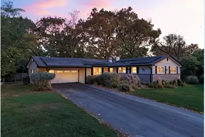 491 Maple Avenue, Carpentersville, IL 60110 - Photo 1