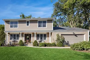 1709 E Thomas Rd, Wheaton, IL 60187 - Photo 1
