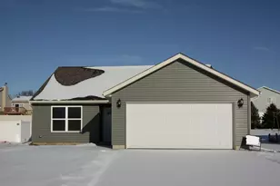 8 Kimberly Dr, Spring Valley, IL 61362 - Photo 1