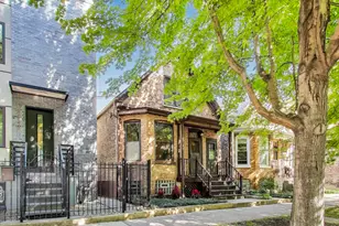 2622 W Wellington Ave, Chicago, IL 60618 - Photo 1
