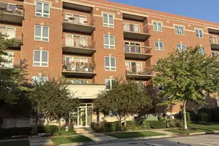 476 Alles St, Des Plaines, IL 60016 - Photo 1