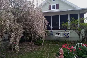 542 8th St, Lasalle, IL 61301 - Photo 1