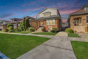 5026 W Fletcher St, Chicago, IL 60641 - Photo 1