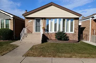 6004 S Moody Ave, Chicago, IL 60638 - Photo 1