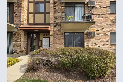 [Address not provided], Carol Stream, IL 60188 - Photo 1