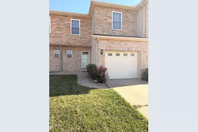 1416 Myrtle Beach Avenue, Champaign, IL 61822 - Photo 1