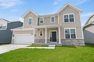 32016 Savannah Dr, Lakemoor, IL 60051 - Photo 1