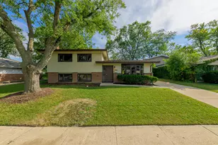 225 Early St, Park Forest, IL 60466 - Photo 1