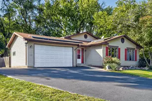 2501 S Birchwood Ave, McHenry, IL 60051 - Photo 1