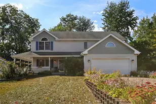 7718 Virginia Ct, Willowbrook, IL 60527 - Photo 1