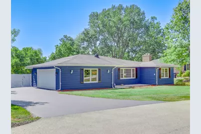 1122 Foster Avenue, Lake Bluff, IL 60044 - Photo 1