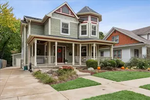 224 Newberry Ave, Libertyville, IL 60048 - Photo 1