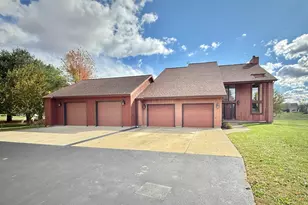 5449 S Branch Ct, Rochelle, IL 61068 - Photo 1