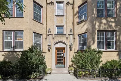 644 W Melrose Street #2E, Chicago, IL 60657 - Photo 1