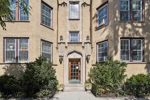 644 W Melrose St, Chicago, IL 60657 - Photo 1