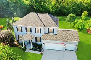 2085 Walnut Glen Blvd, Island Lake, IL 60042 - Photo 1