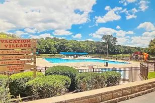 40 Bermuda Colony, Fox Lake, IL 60020 - Photo 11