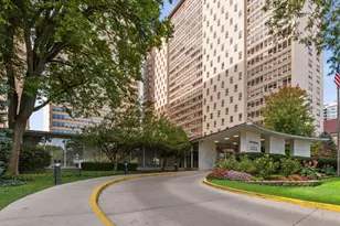 3950 N Lake Shore Dr, Chicago, IL 60613 - Photo 1