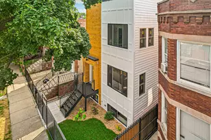 932 N Monticello Ave, Chicago, IL 60651 - Photo 1