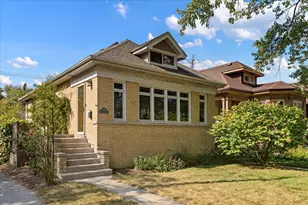 3614 N Hamlin Ave, Chicago, IL 60618 - Photo 1