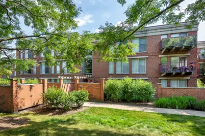 372 Kelburn Road #313, Deerfield, IL 60015 - Photo 1