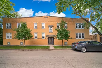 3737 W Cornelia Avenue, Chicago, IL 60618 - Photo 1