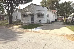 457 S Des Plaines St, Joliet, IL 60436 - Photo 1