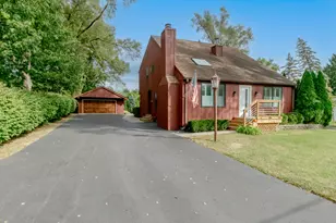 6N447 Virginia Rd, Roselle, IL 60172 - Photo 1