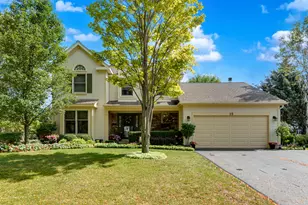 15 Thompson Ct, Buffalo Grove, IL 60089 - Photo 1