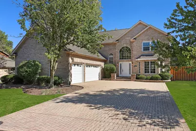 765 N Central Avenue, Addison, IL 60101 - Photo 1