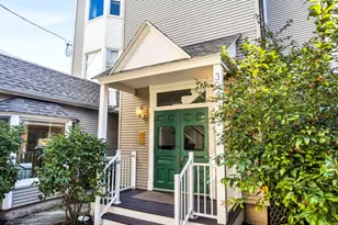 3045 N Kenmore Ave, Chicago, IL 60657 - Photo 1