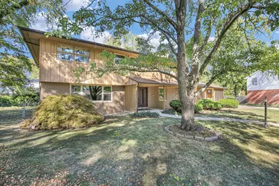 6 Regent Court, Champaign, IL 61820 - Photo 1