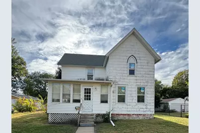 611 Broadway Avenue, Sterling, IL 61081 - Photo 1