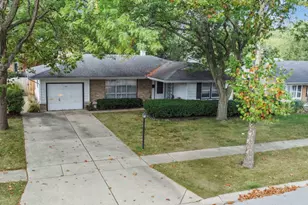 1194 Cedar Ln, Elk Grove Village, IL 60007 - Photo 1