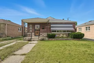 12732 S Laflin St, Calumet Park, IL 60827 - Photo 1