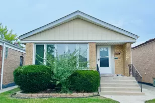 6005 S Menard Ave, Chicago, IL 60638 - Photo 1