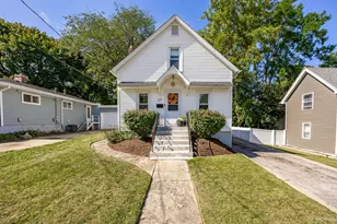 217 N 6th St, Saint Charles, IL 60174 - Photo 1