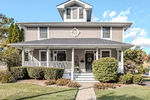 515 Peyton St, Geneva, IL 60134 - Photo 1