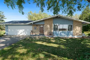 5306 Shattuck Rd, Belvidere, IL 61008 - Photo 1