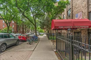 3620 N Pine Grove Ave, Chicago, IL 60613 - Photo 1