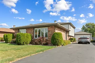 13053 S McDaniel Ct, Alsip, IL 60803 - Photo 1