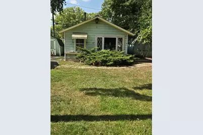 108 Mayfield Avenue, Crystal Lake, IL 60014 - Photo 1