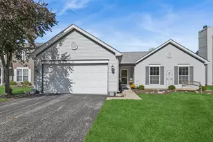 811 Tiffany Farms Rd, Antioch, IL 60002 - Photo 1