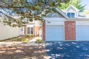 790 Daybreak Ln, Carol Stream, IL 60188 - Photo 1