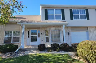 1430 Root St, Crest Hill, IL 60403 - Photo 1