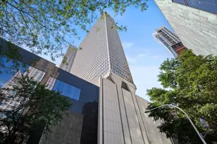 111 E Chestnut St, Chicago, IL 60611 - Photo 1